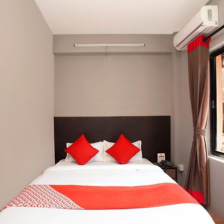 Oyo 587 Hotel Tradition Inn Katmandou Extérieur photo