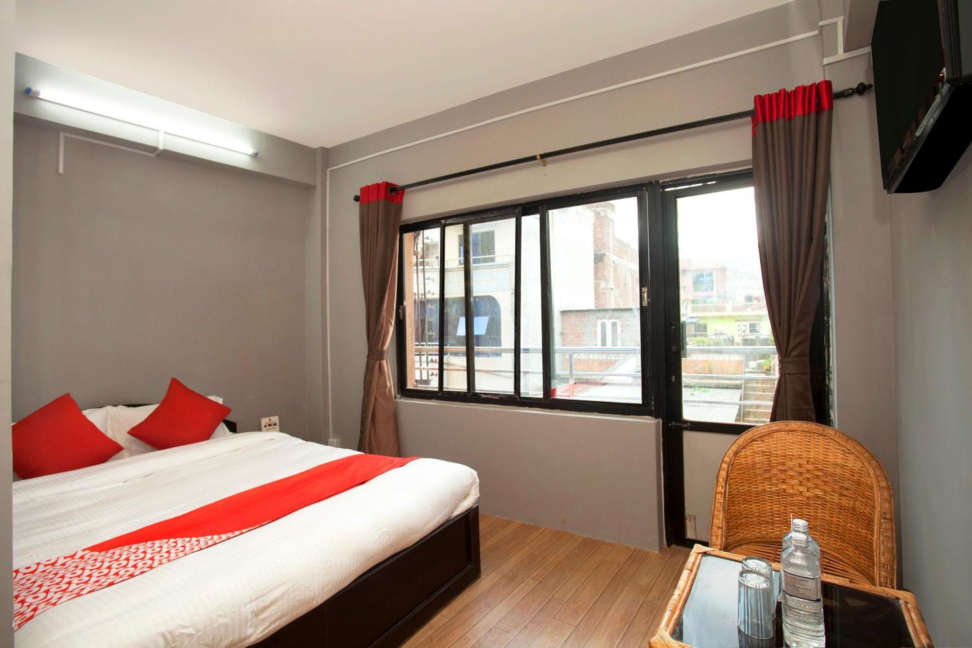 Oyo 587 Hotel Tradition Inn Katmandou Extérieur photo