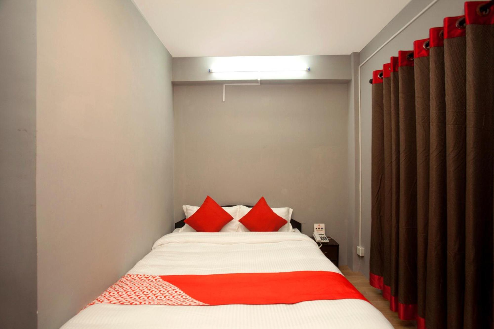 Oyo 587 Hotel Tradition Inn Katmandou Extérieur photo